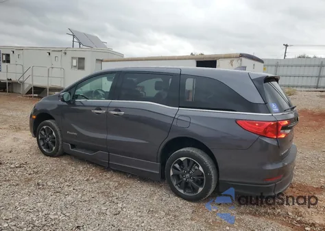 2022 Honda Odyssey Elite z USA, uszkodzony, nr VIN 5FNRL6H92NB029092
